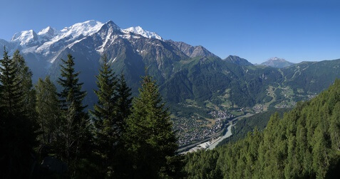 Der Start der Tour du Mont Blanc in Les Houches in Frankreich.