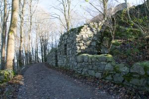 Rheinsteig Etappe 2 - auf dem Weg nach Bad Honnef lohnt sich eine Besichtigung der Löwenburg Ruine