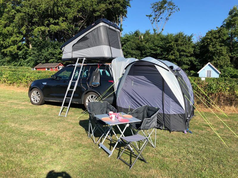 Camping mit Auto-Dachzelt: Die wichtigste Zahl beim Dachzelt-Kauf, Leben &  Wissen