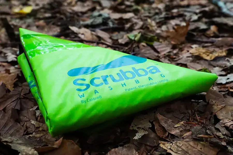 der ausgepackte Scrubba Washbag