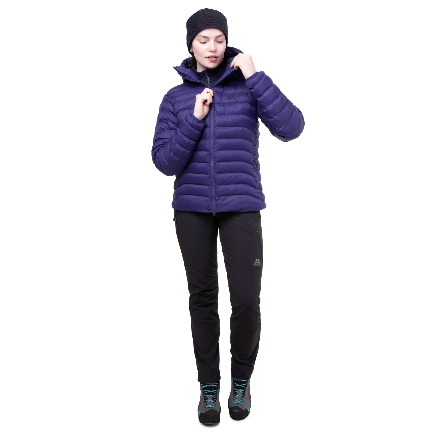 ME-005770_Superflux_Wmns_Jacket_Me-02261_Amethyst_Cosmos-06251.jpg