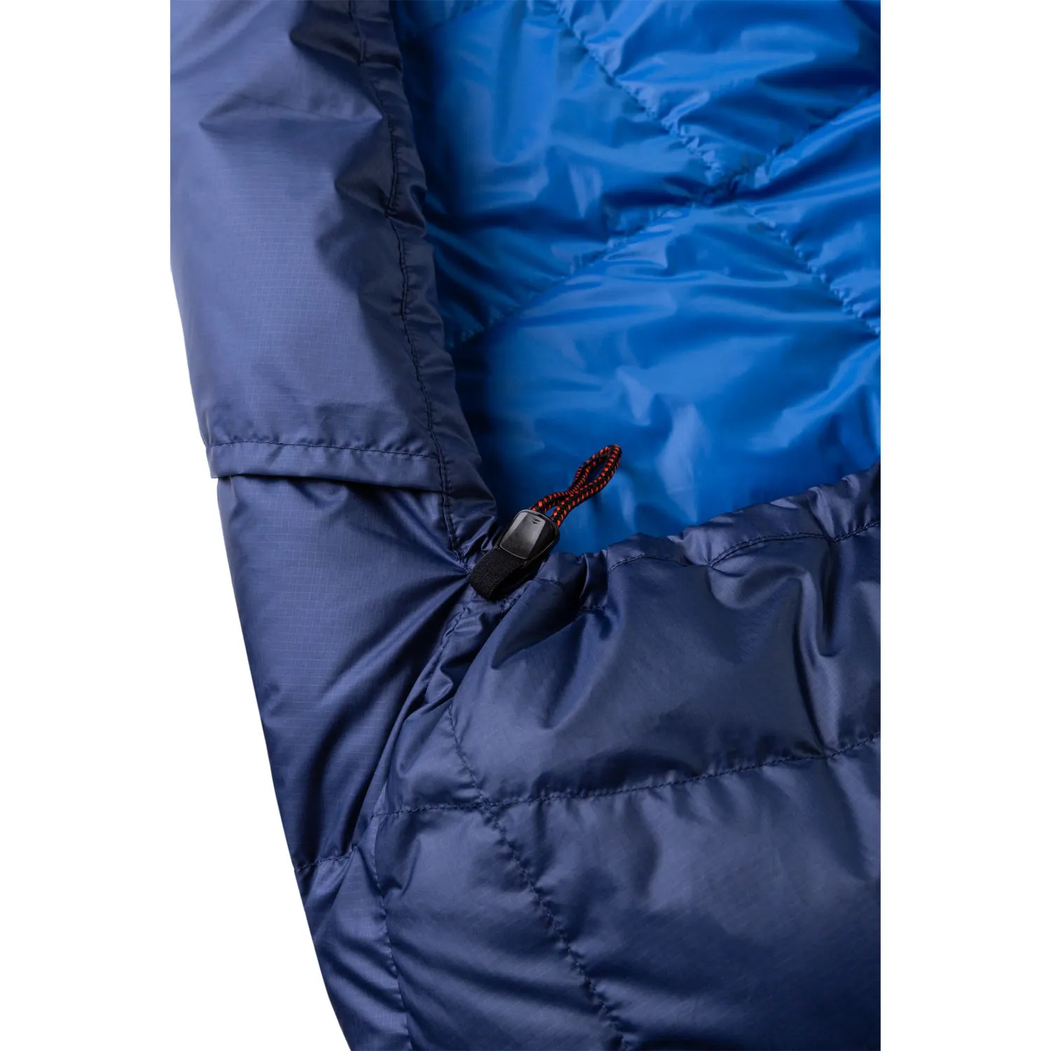 ME-005922_TransAlp_Sleeping_Bag_Regular_ME-01597_Medieval_Lapis_Blue_Detail-4553.jpg