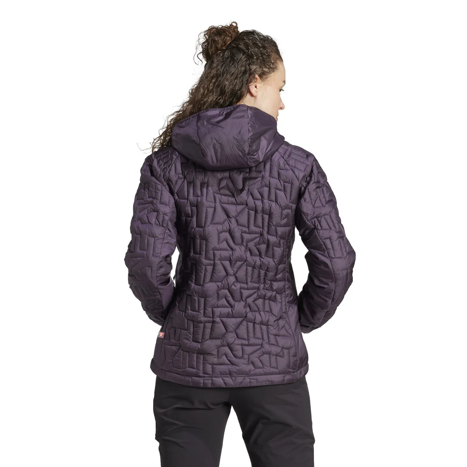 JI8583_5_APPAREL_On Model_Back View_white.jpg