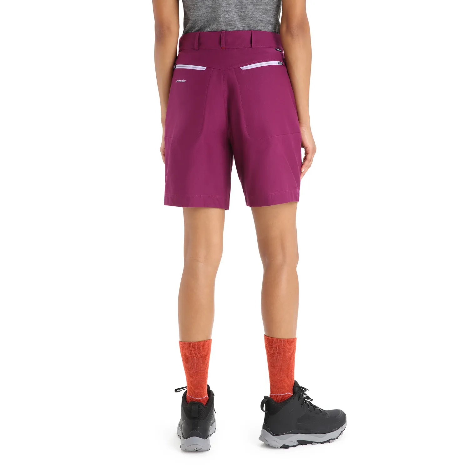 45_SS23-Women-Hike-Shorts-0A56MP735_2.jpg