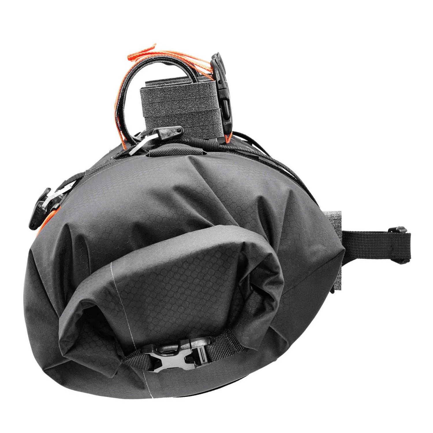 Handlebar-Pack-15L_F9922_side.jpg
