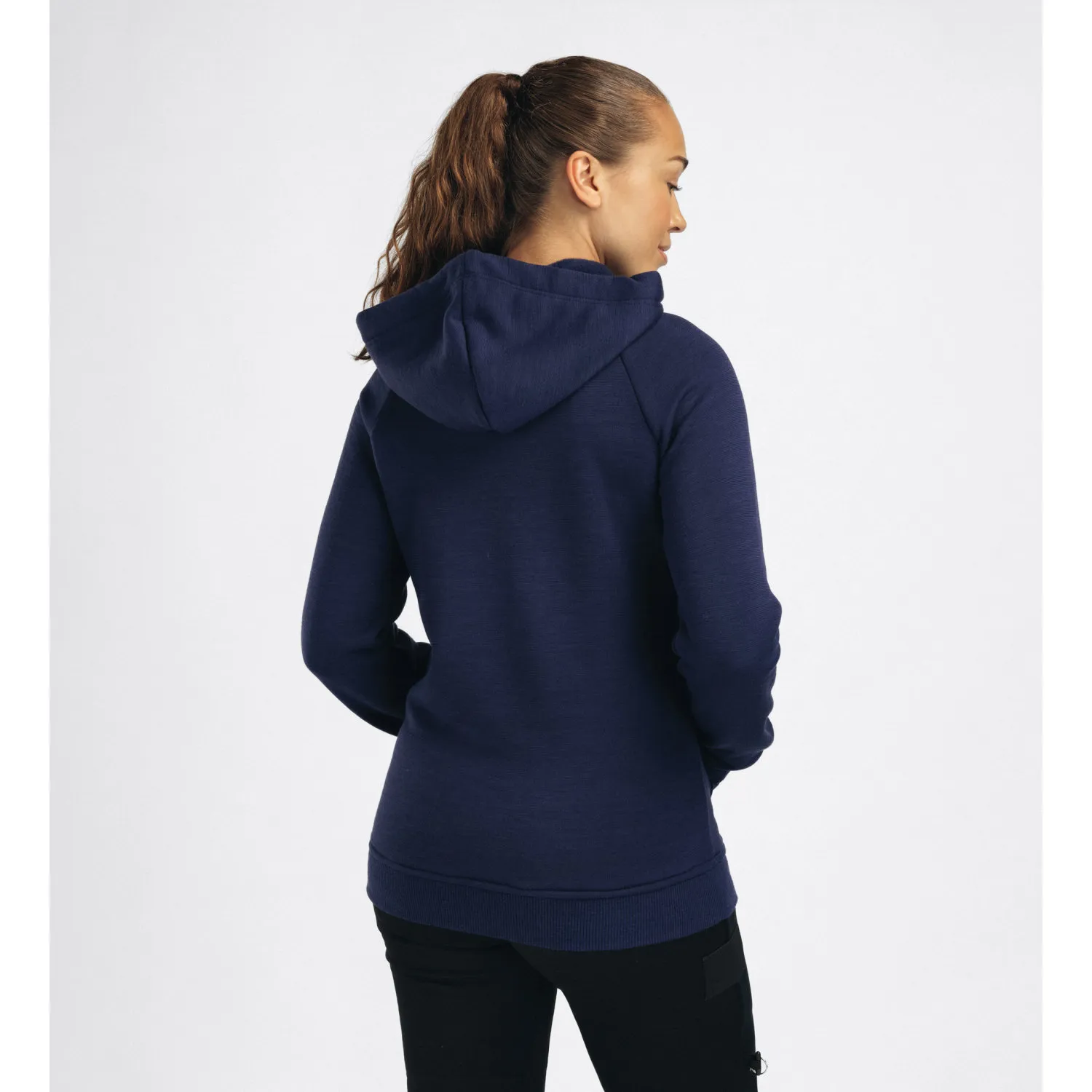 Fleecewool V2 Hoodie Women 108477-232_model3.jpg