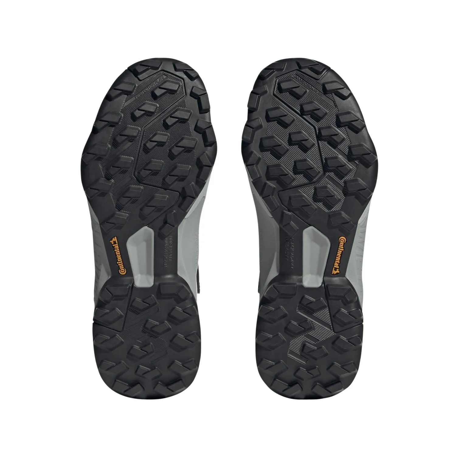 IF2403_4_FOOTWEAR_Photography_Bottom View_white.jpg