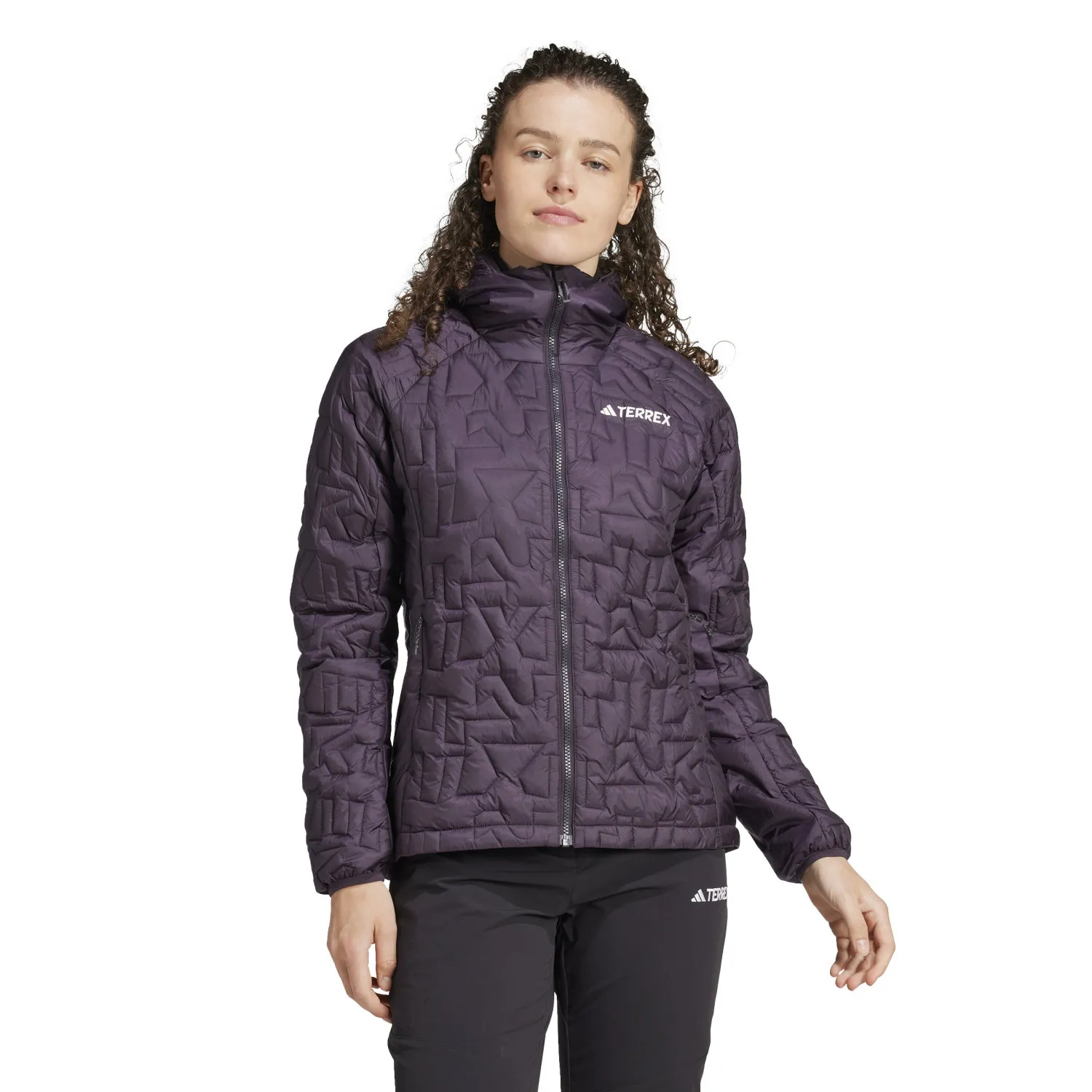 JI8583_3_APPAREL_On Model_Standard View_white.jpg