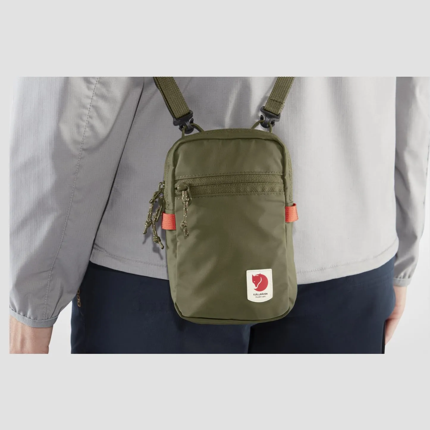 High_Coast_Pocket_23226-620_E_MODEL_FJR.jpg