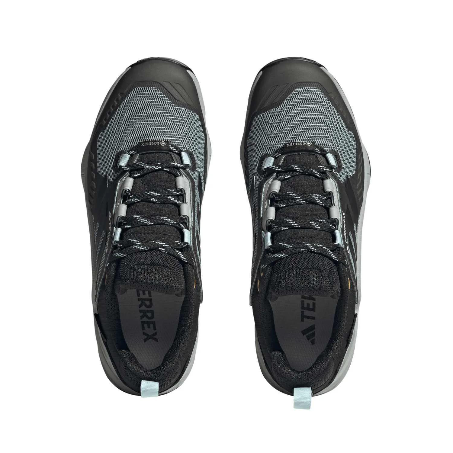 IF2403_3_FOOTWEAR_Photography_Top Portrait View_white.jpg