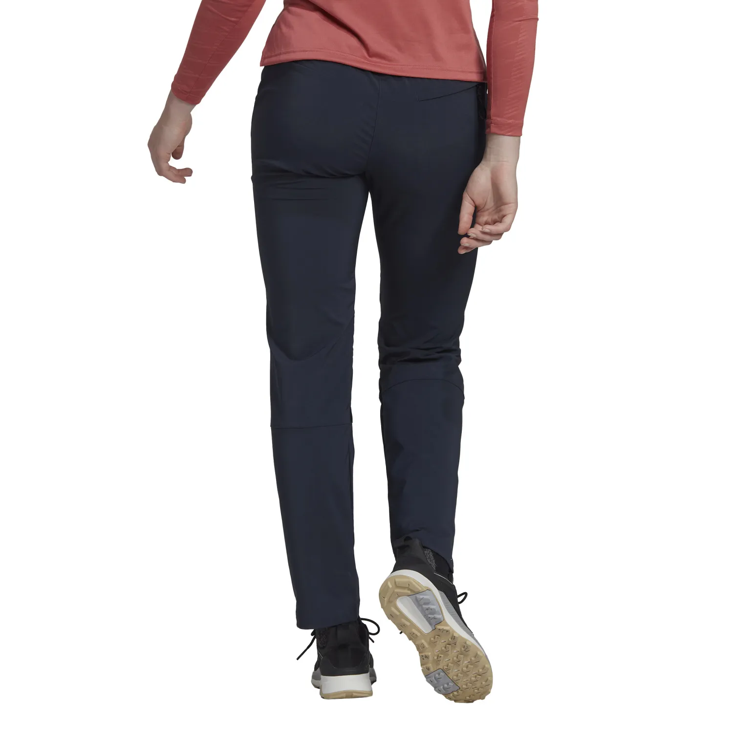 05_HF0852_4_APPAREL_On Model_Back View_transparent.jpg