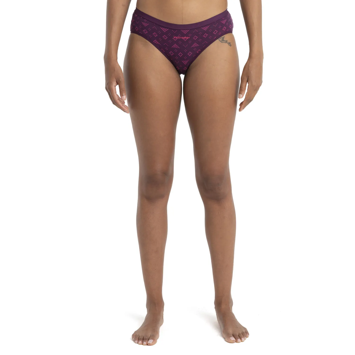 FW23_Women_Merino_150_Siren_Hipkini_First_Snow_0A56V7998_1.jpg
