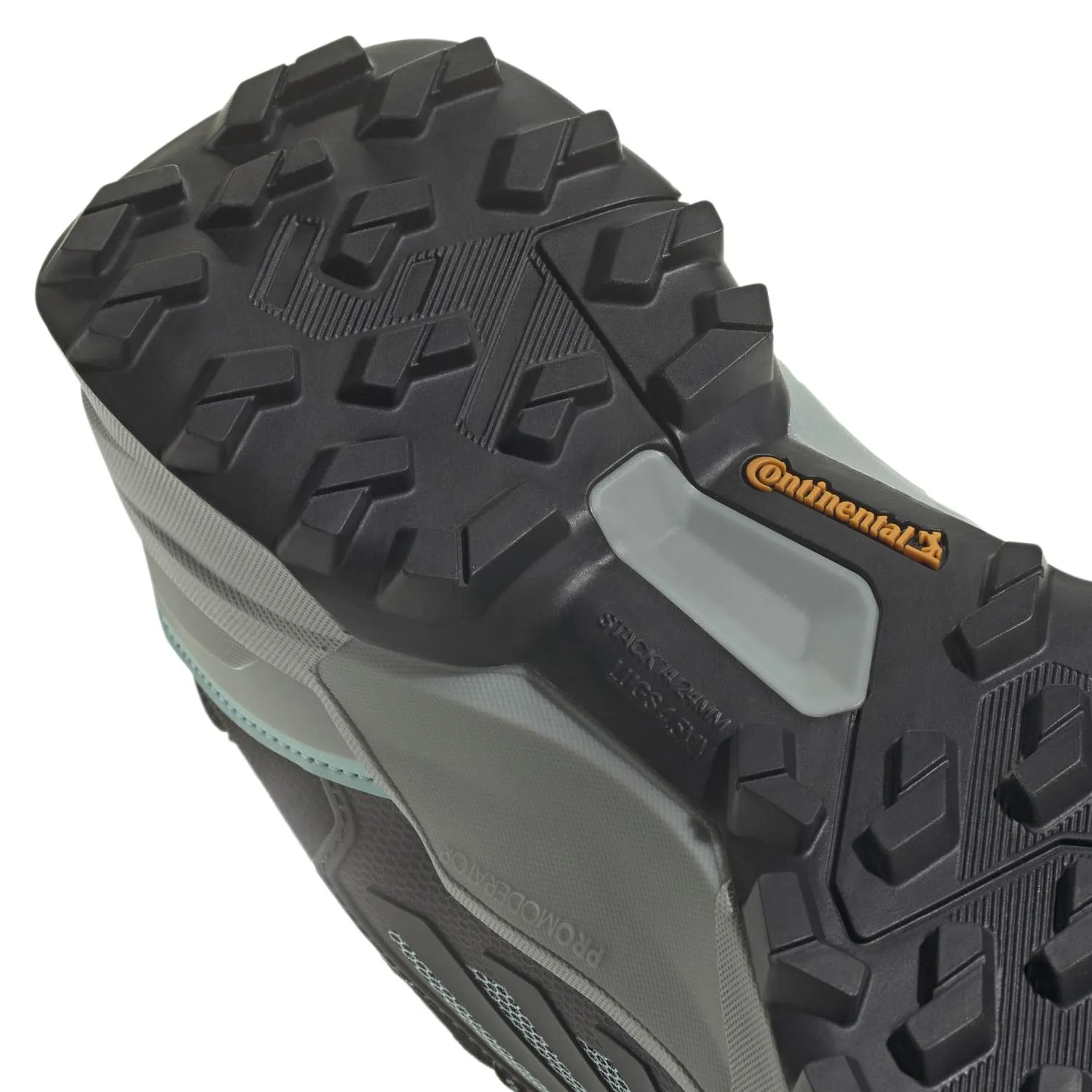 IF2403_9_FOOTWEAR_Photography_Detail View 2_white.jpg
