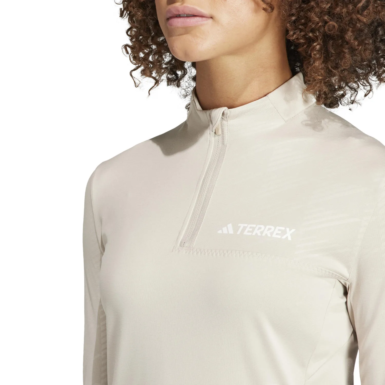 HZ6265_8_APPAREL_On Model_Detail View 1_white.jpg