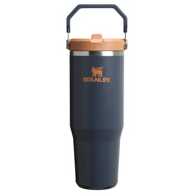 The IceFlow™ Flip Straw 2.0 Tumbler blau